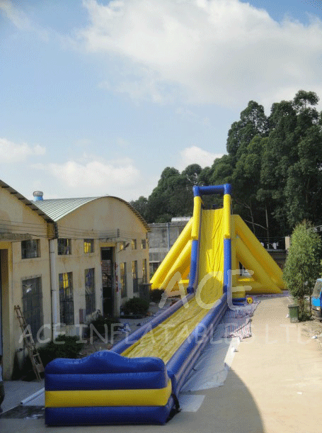 Giant Inflatable Water Slide N Slip