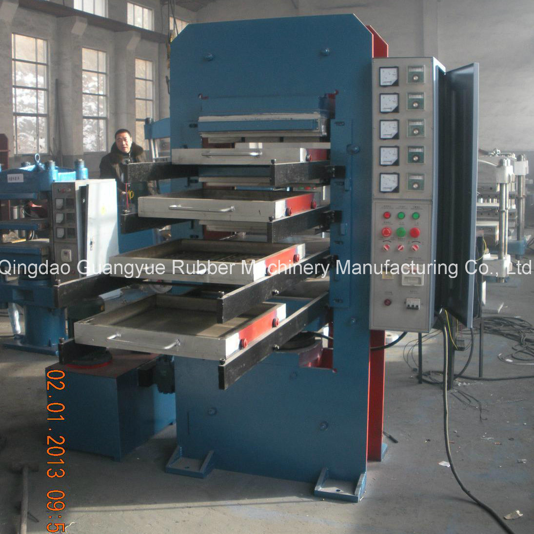 New Design Rubber Tile Vulcanizing Press Machine
