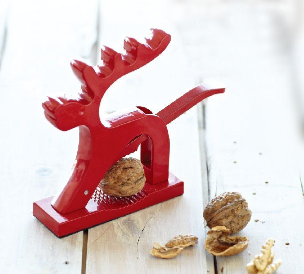 Nut Cracker Reindeer Shape