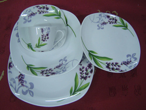 Ceramic Dinnerware