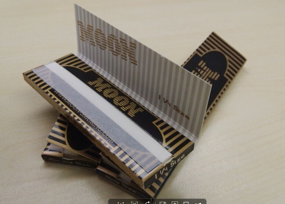 Moon Gold 1 1/4 13GSM Tobacco Paper