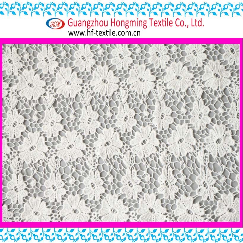 White Five-Leaf Chemical Lace Embroidery Fabric for Garment