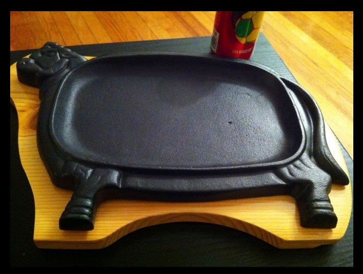 OEM Flat Cast Iron Plate for Cooking Purposes