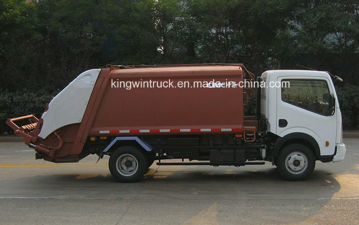 Sinotruk Brand Compactor Garbage Truck with 6m3