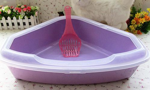 Triangular Cat Litter Box