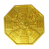 Custom Promotion Eight-Diagram Metal Badge in Gold Plate