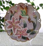 Decorative Porcelain Handpainted Lily Wall Hanging Plate (D2702U)