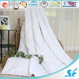 China Summer Polyester Synthetic Fiber Blanket