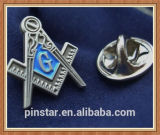 Factory Directly Wholesale High Quality Custom Souvenir Masonic Freemason Pewter Square and Compass Lapel Pin and Gift Pouch Free Mason Pin Badge