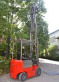 China Top Rank Manufacture Battery Forklift