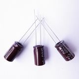 400V/4.7UF Energy Saving Lamps Alum E-Capacitor