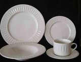 Porcelain Embossed Diiner Set