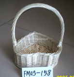 Heart Shape Gift Basket (FM05-158)