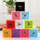 Fashion Promotional Cube Silicone Quartz Desk Clock with Alarm