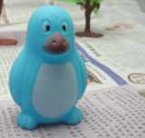Custom Advertising Plastic Vynil Penguin Baby Bath Toy