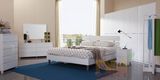 White Lacquer Bedroom Furniture Wardrobe