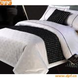 Luxury Hotel Bedding with Embroidery Line (DPF90118)