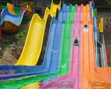 Multi-line thrilling wavy slide/aquatic slide