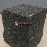 Black Natural Split Paving Stones