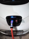 EV DC Quick Charging Station Equiped with Chademo/SAE Socket Plug