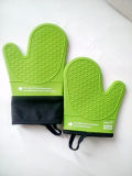 High Quality Heat Resist Available Silicone Oven Glove with Fabric Inside
