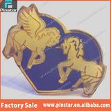 Factory Directly Wholesale High Quality Custom Souvenir 2015 Custom Wholesales Pegasus & Unicorn Metal Purple Heart Pin Badge