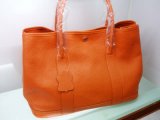 Handbag (0900)