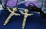 Metal Fashion Color Religious Crucifix Necklace Sculpture