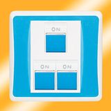 Socket (104b)