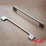 Zinc Alloy Furniture Handle Cabinet Wardrobe Pull Handle (26-CX1012)