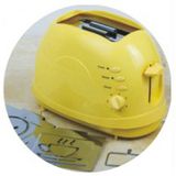 Toaster with Detachable Roasting Logo Yellow Color