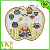 Nickel Plated Enamel Lapel Pin Badge (UM-3943)