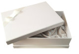 Fine Cosmetics Packaging Box Symbol of Purity (LC15-798)