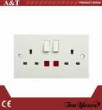 CE Approved 13A 2 Gang Switched Socket Outlet with Neon