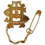 Gold Plating Cut out School Brooch