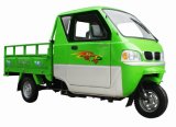2015 New Closed Cabin Cargo Tricycle with Side Doors