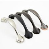 Multiple Color Bedroom Furniture Metal Zinc Handle Wardrobe Pull Handle (X015)