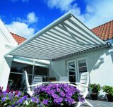 Luxrious Remote Control Full Cassette Retractable Awning for Patio with CE
