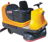 Ride-on Cleaning Machine