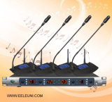Infrared Automatic Frequency UHF Four Channels Wireless Microphone