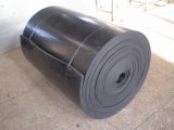 Oil resistant rubber conveyer belt