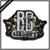 Fashion Camouflage Embroidery Patch for Iron on Garment (BYH-11079)