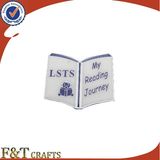 Factory Sales Custom Metal Book Shape Enamel Pin Badge (FTBD10121J)