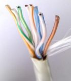 High Quality Network Wire Cable/Cat5e Cable