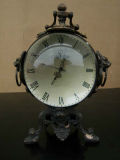 Classic Crystal Clock for Decoration or Souvenir