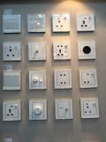 2015 New Design Luxury Electric Wall Switch Socket 250V