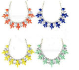 Fashion Beautiful Resin Necklace Jewelry (XL6301)