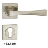 Zinc Alloy Door Lock Handle on Rosettes (153.1591)