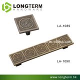 New Classical Brass Handle Kitchen Furniture Drawer Pull Handle (LA-1090)