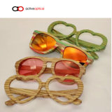 Heart Natual Bamboo Sun Eyewear with Polarized Lens (BM251121)
